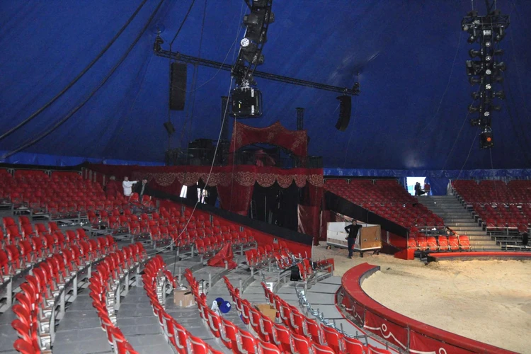 Neues Zelt Circus Knie